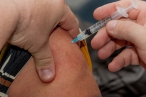 Proočkovanost proti chřipce je v Česku mizerná, na vině jsou i zdravotníci