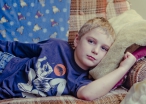 Pro léčbu chronické bolesti u dětí zoufale chybí studie. Poznatků máme tisíckrát méně než u dospělých